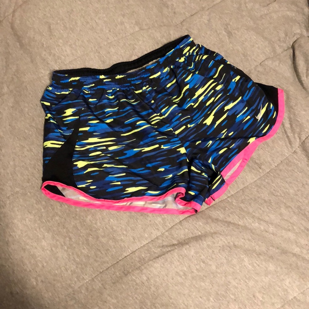 nike 5k tempo running shorts - Picture 1 of 4